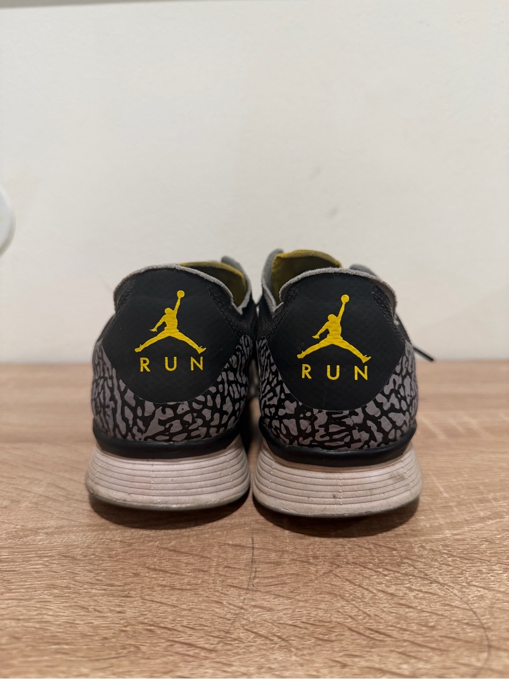 Jordan Run Men’s Athletic Shoes - Black & Yellow